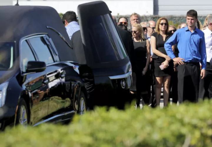 Funeral de varias de las víctimas del tiroteo en la escuela Marjory Stoneman Douglas. FOTO/AP
