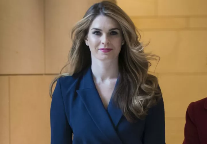 Hope Hicks, ha tabajado arduamente con el mandatario Donald Trump. FOTO/AP