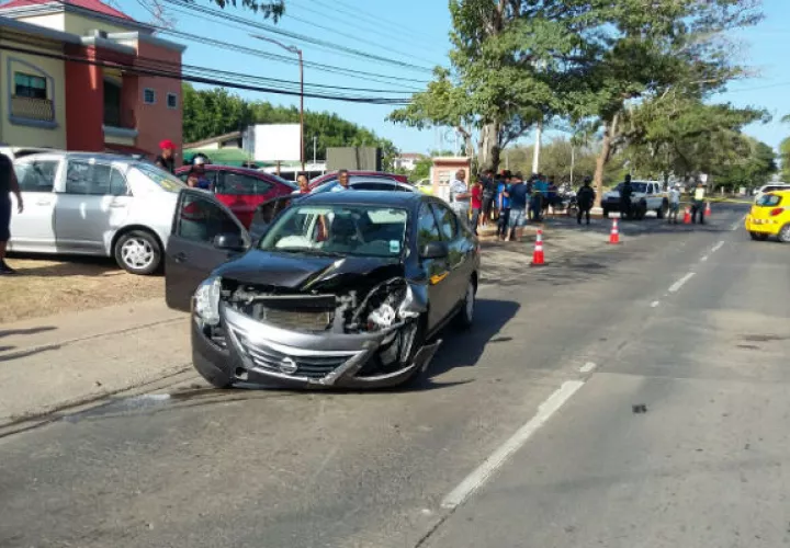 La colisión ocurrida en el paseo Enrique Geenzier.  