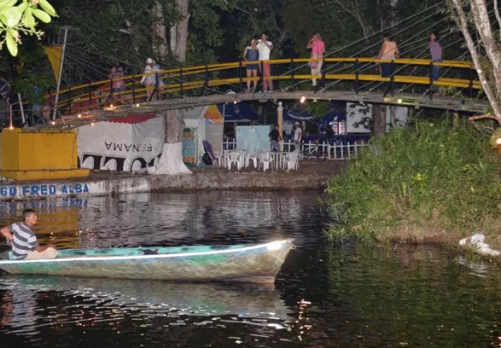 Se realiza encuentro de reinas, que es uno de los atractivos principales de la feria. /Foto Víctor Eliseo Rodríguez 