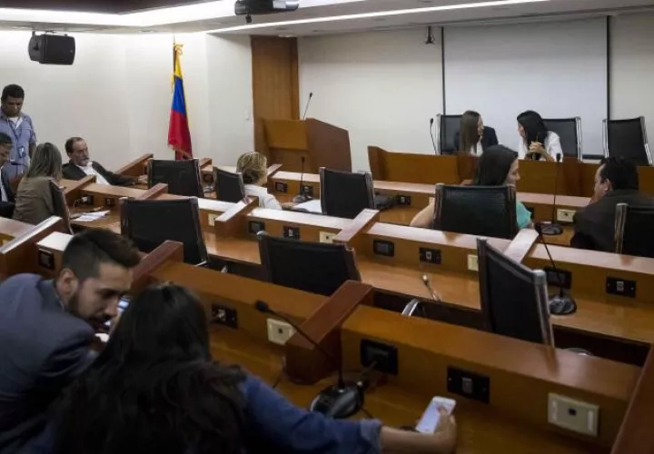 Vista general de una sesión de la Comisión de Interior del Parlamento venezolano. EFE
