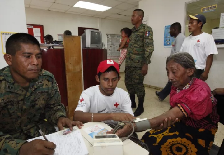 A pesar de que el crecimiento económico de Panamá es envidiable, la población no recibe buen servicio de salud o educación, entre otros. Archivo