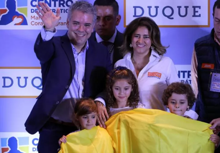 Iván Duque candidato en la consulta interpartidista. EFE