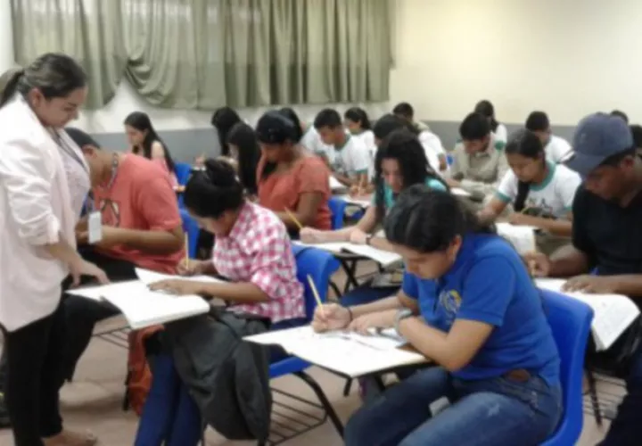 Los estudiantes deben matricularse en la convocatoria. Foto: Cortesía