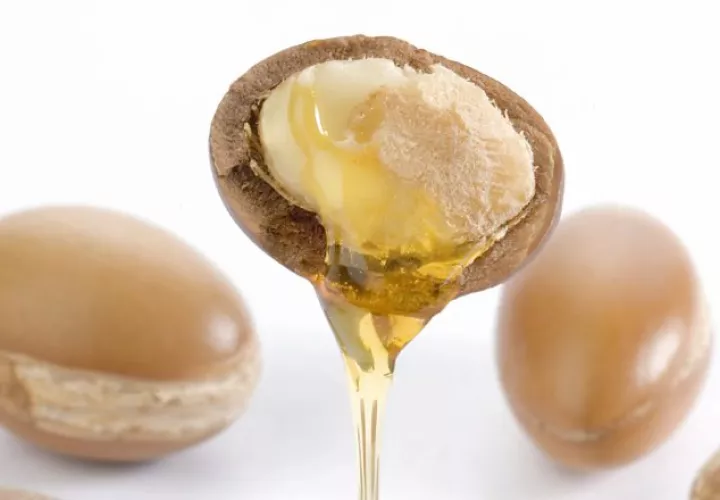 El aceite de argán es muy utilizado dentro de los productos orgánicos por sus múltiples beneficios. 