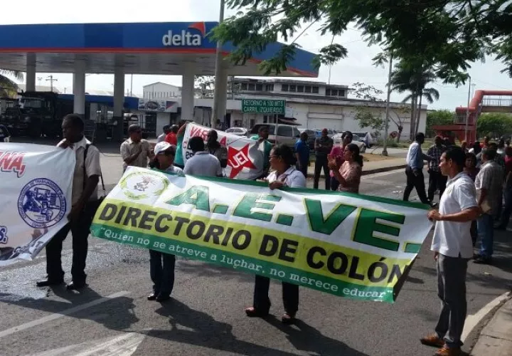 Protestaron durante 15 minutos. /Foto Diómedes Sánchez S.