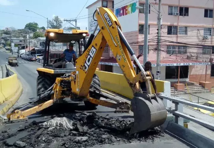 Durante los trabajos, el acceso vehicular estuvo suspendido por el área. /Foto: Cortesía