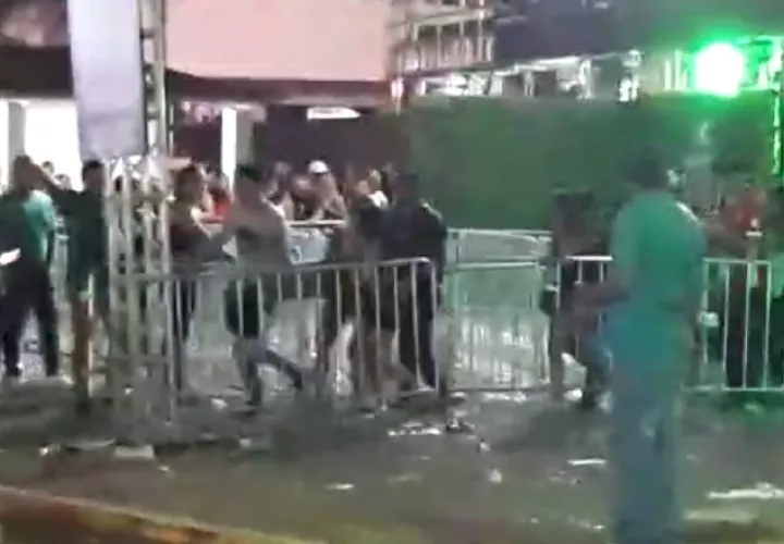 El tiroteo causó pánico entre los asistentes a la discoteca. /Foto José Vásquez 