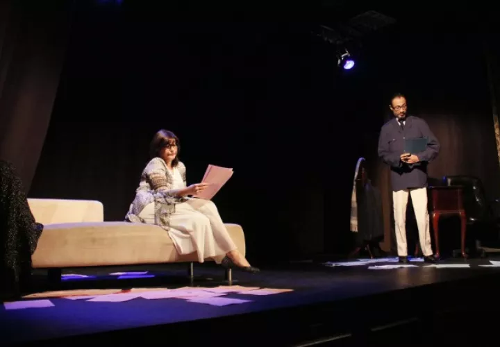 Stella Lauri y Gabriel Pérez Matteo en 'Cartas de amor', en teatro La Estación.