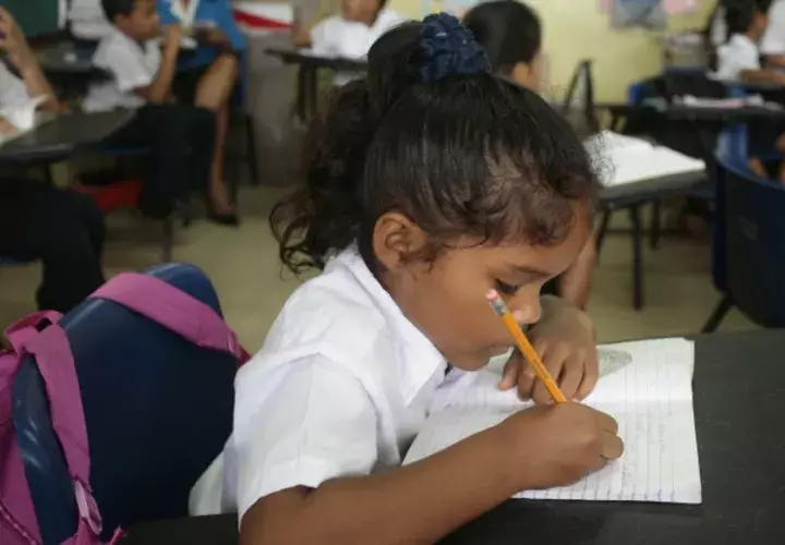Tres de cada diez centros escolares en Panamá han reconocido enfrentar  casos de sobrepeso y obesidad.