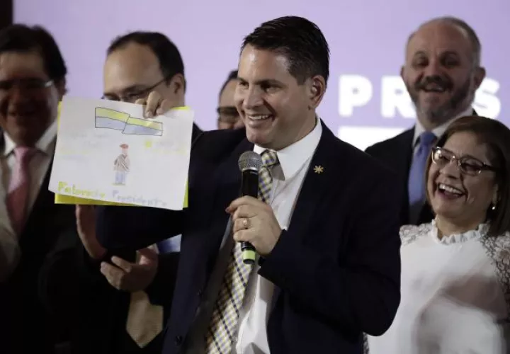 El candidato del conservador Partido Restauración Nacional, Fabricio Alvarado. EFE