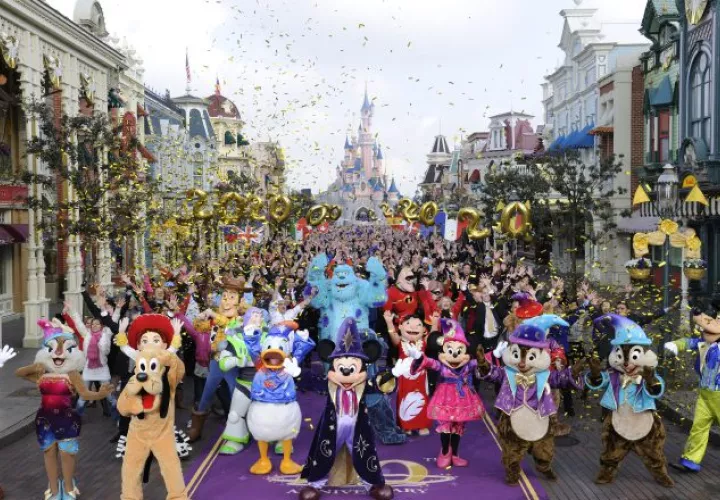 Disneyland París, parque temático, el mayor de Europa. /Foto: EFE Disneyland París, parque temático, el mayor de Europa. Foto: EFE