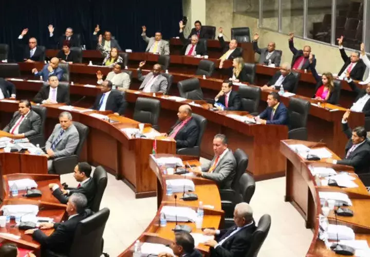 41 diputados aprobaron elegir una nueva Comisión de Credenciales / Foto: @asambleapa.