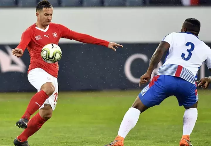 Panamá no pudo con Suiza.