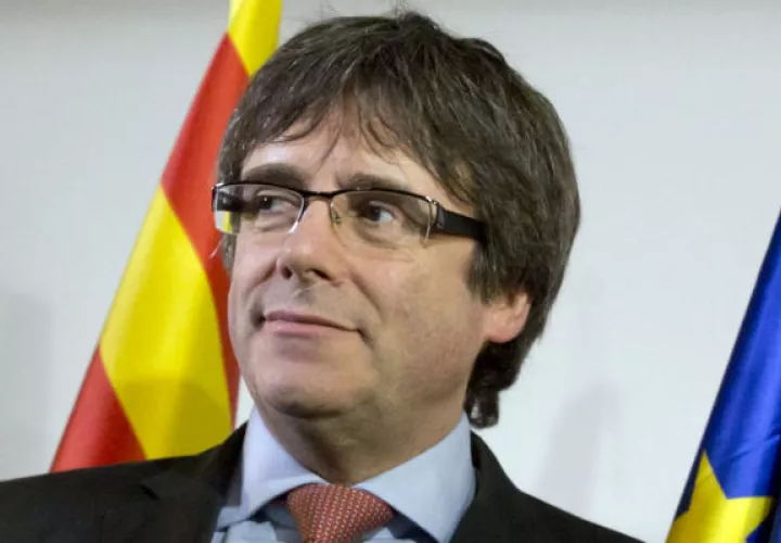 La extradición a España del ex líder catalán Carles Puigdemont se analizará este lunes. 