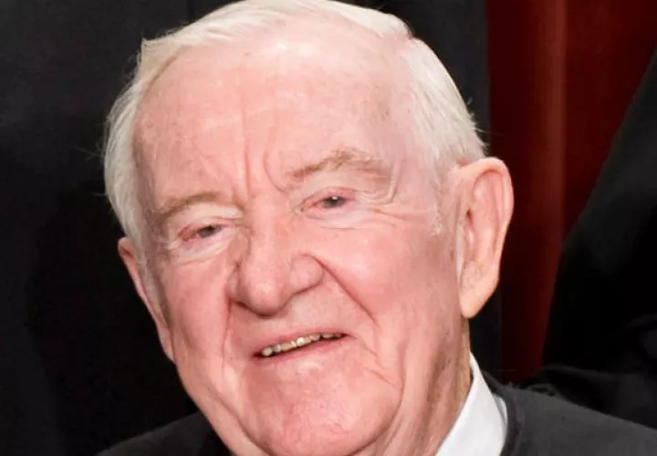 El juez retirado del Tribunal Supremo de EE.UU. John Paul Stevens. Foto: EFE