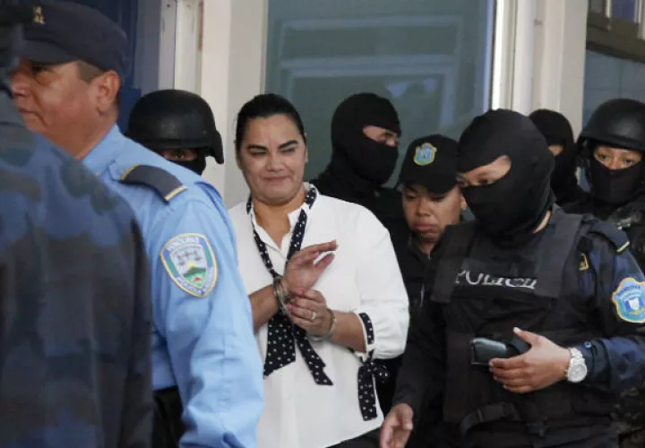 Exprimera dama de Honduras, Rosa Elena Bonilla. 