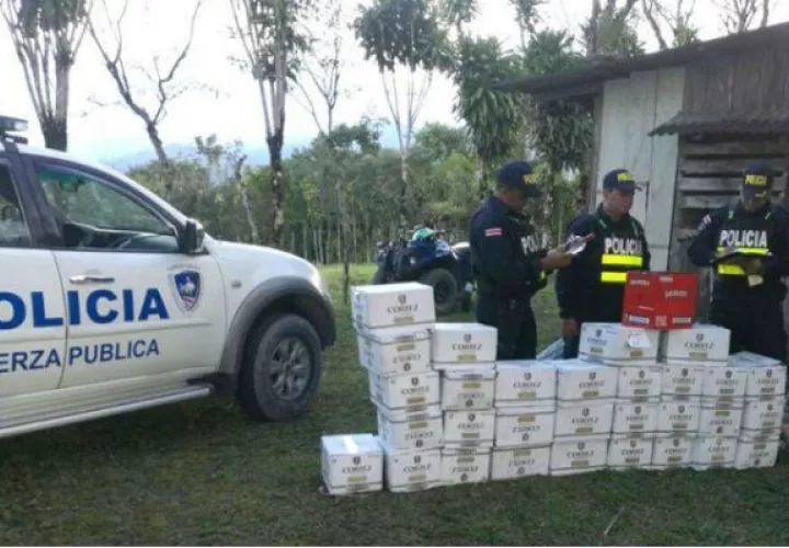 El decomiso de licor de contrabando va en aumento.