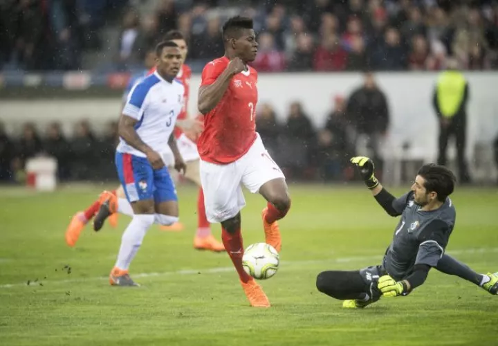 Breel Embolo anotó el 3-0. Foto AP