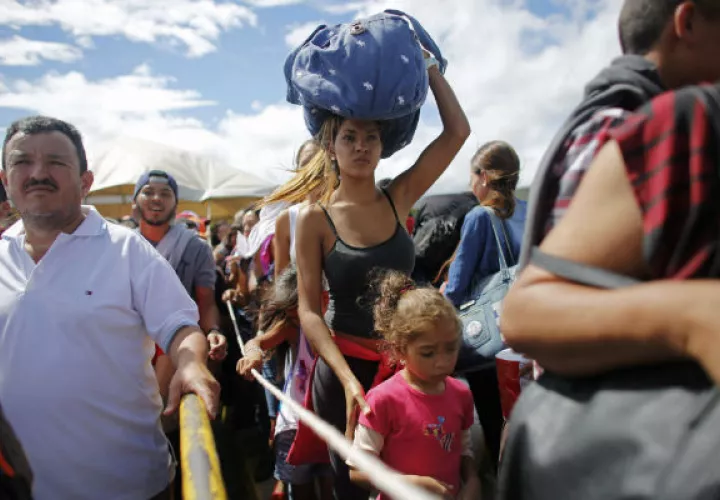 Venezolanos entrando por tierra a Colombia. Foto: Archivo.