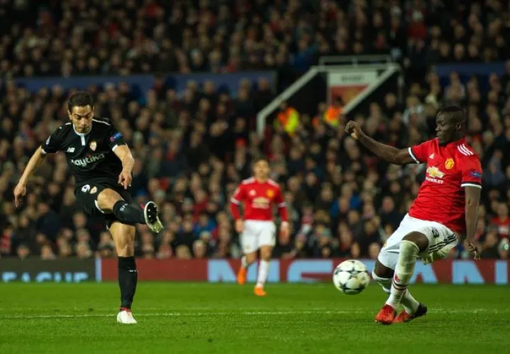 Wissam Ben Yedder el protagonista del partido. Foto EFE