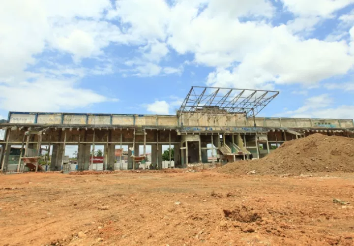 El estadio debe estar listo en julio de 2019.