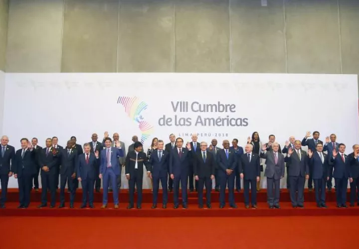 Mandatarios terminan en Lima, VIII Cumbre de las Américas. EFE