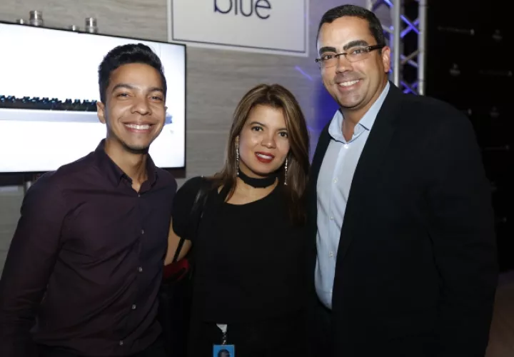 5.   Osvaldo Afú, Mónica Tirado y Javier Lander.