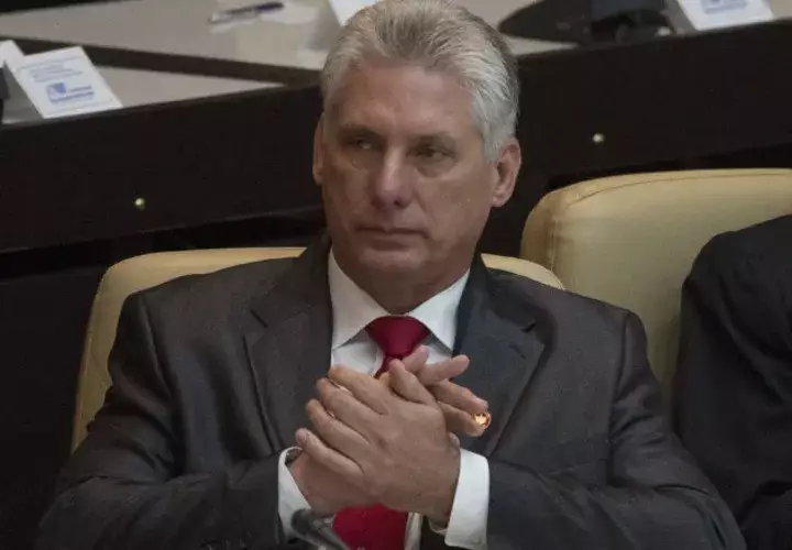 Miguel Díaz-Canel asume la presidencia de Cuba. AP
