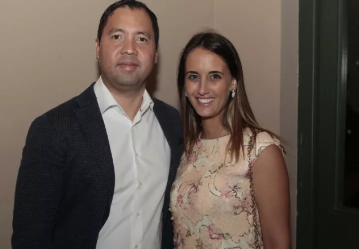 5.   Thanaci Cho y Sandra Román.
