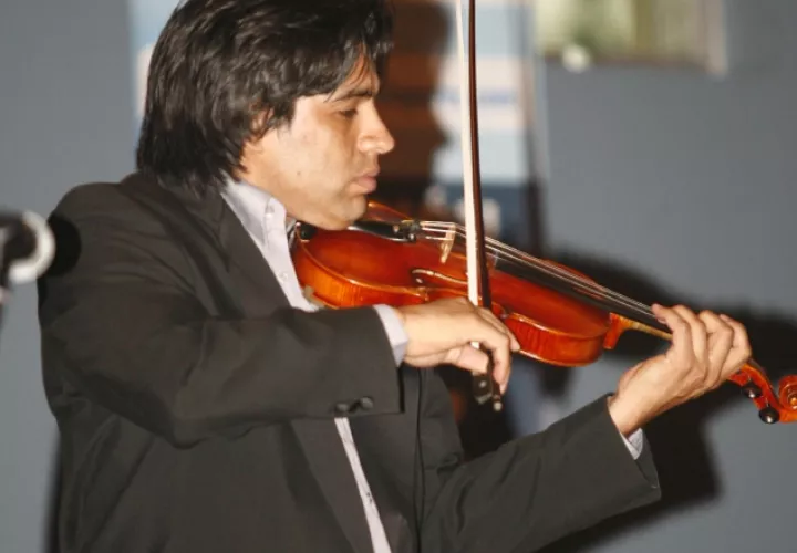 Violinista Luis Casal.