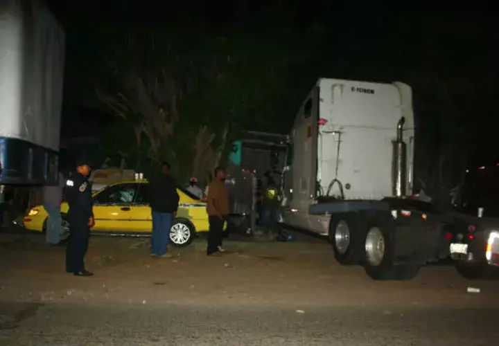 El cabezal del camión donde estaba la droga fue incautado. Foto: Eric Montenegro