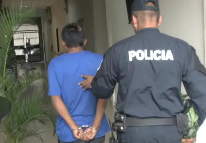 El sujeto aprovechó que la menor estaba sola en casa para violarla.