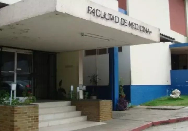 La Facultad de Medicina está haciendo historia. Foto: Archivo