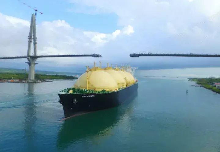 Este tránsito marcó un hito significativo para el Canal de Panamá 
