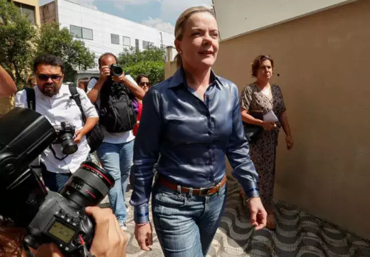 La senadora y presidenta del Partido de los Trabajadores, Gleisi Hoffmann. Foto: EFE