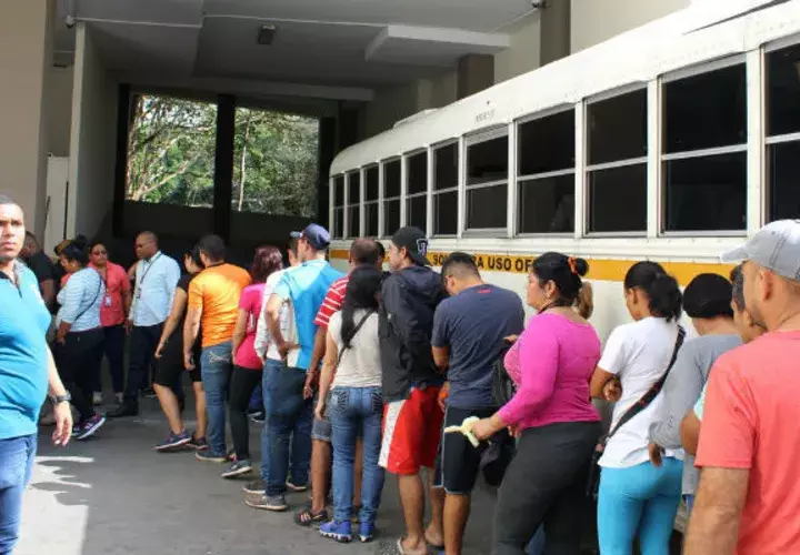 Migración y el Municipio de Panamá realizaron el operativo / Migración.