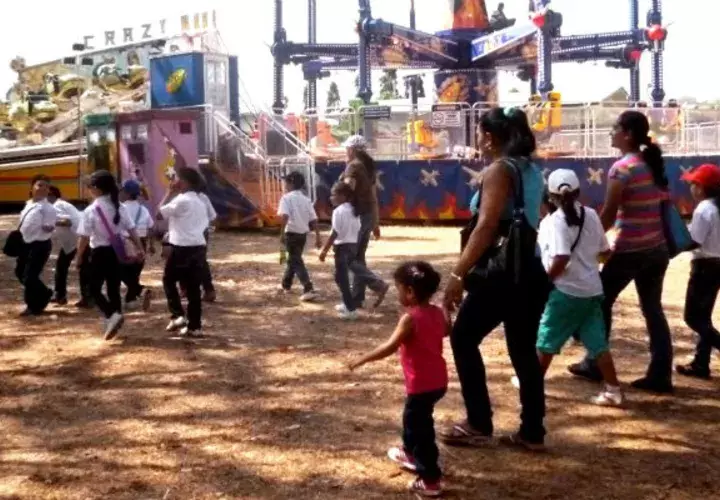 En la feria instalarán tres parques mecánicos. Foto: Thays Domínguez. 