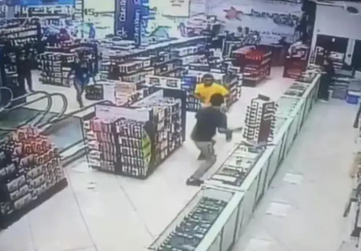 El hecho violento en las instalaciones. 