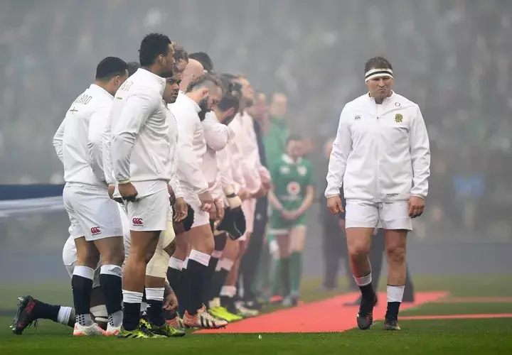 Lo jugadores no pueden mostrar sus tatuajes. Foto @EnglandRugby