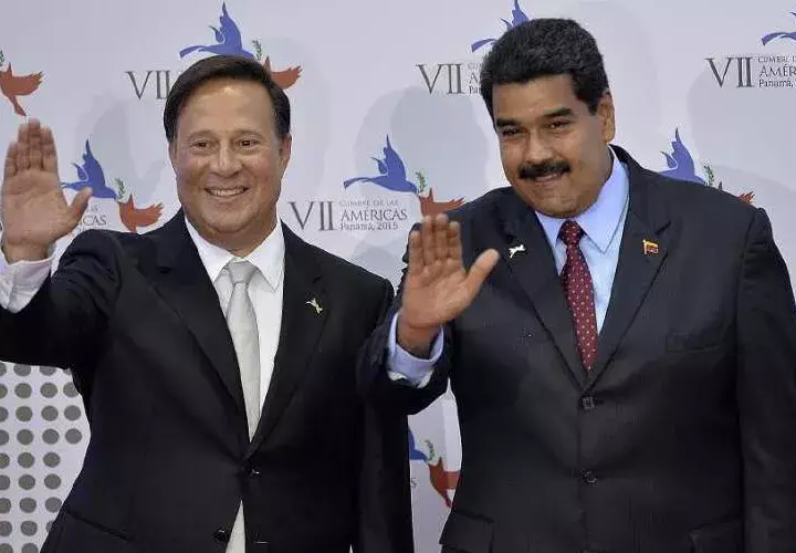 Juan Carlos Varela y Nicolás Maduro / Archivo.