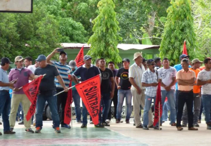 La huelga del Suntracs afecta a varias comunidades herreranas. Foto: Thays Domínguez