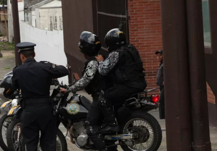 Unidades policiales.