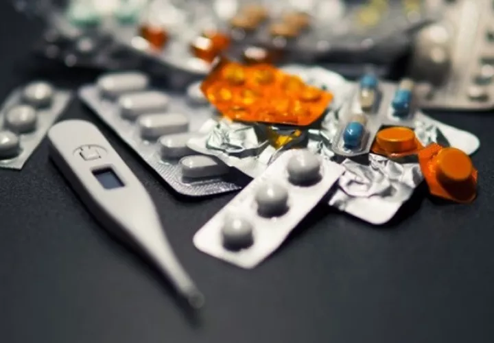 La Fiscalía Especializada en Delitos Contra la Propiedad Intelectual advirtió que estos medicamentos sin las debidas regulaciones se venden incluso en farmacias.  Archivo