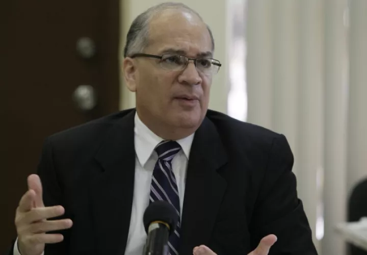 Rigoberto González, presidente del Pacto de Estado.