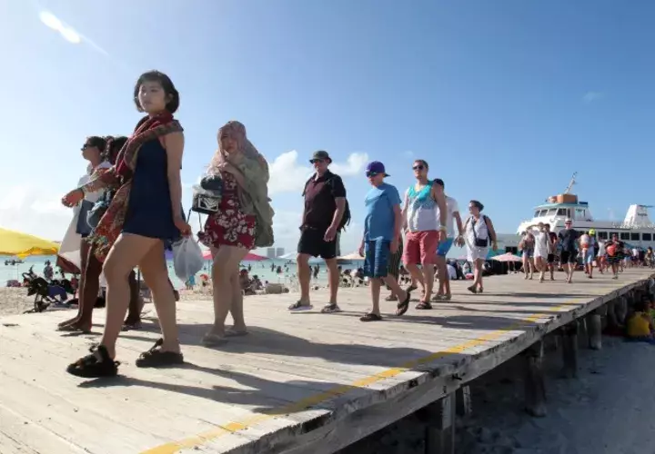 62% de turistas de Norteamérica. EFE