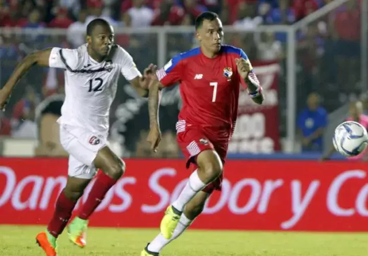 Blas Pérez es una de las armas ofensivas que tendrá la Selección Mayor de Fútbol de Panamá, en el Mundial de Rusia 2018. /Foto EFE