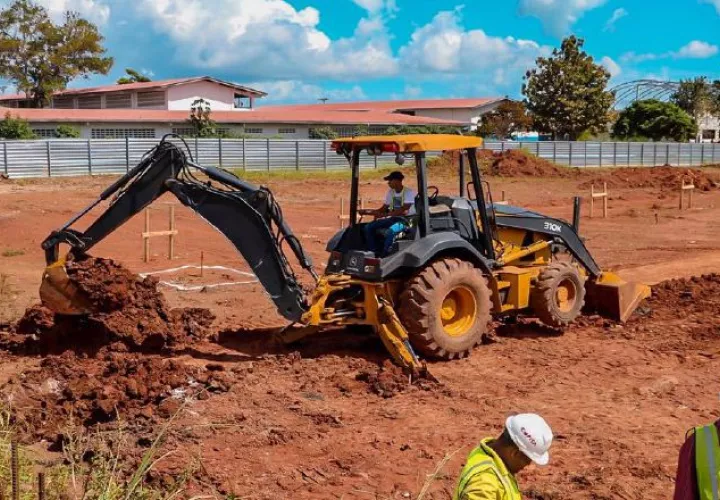 El terreno está ubicado detrás del IPT Don Bosco y ya hay maquinaria. /Foto: Cortesía