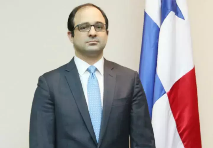 Ocupaba actualmente el cargo de director de la Agencia para la Proinvex del MICI
