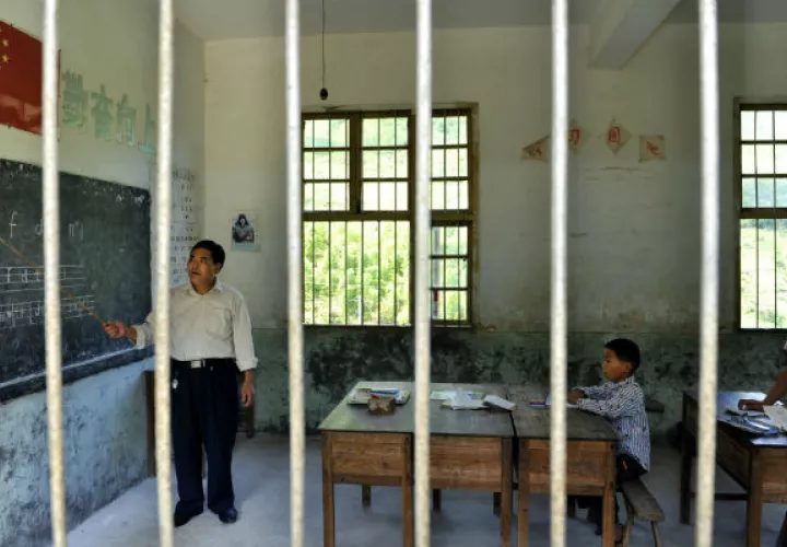Un profesor imparte una lección. Foto/ EFE 